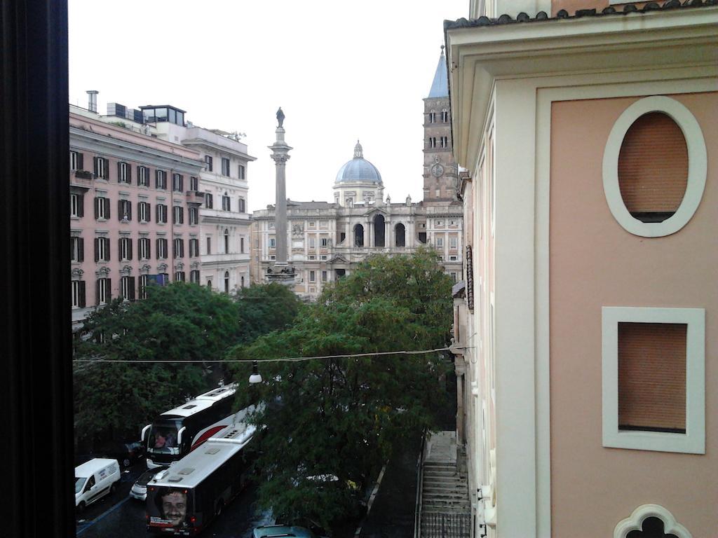 Rome Rainbow Guest House Стая снимка