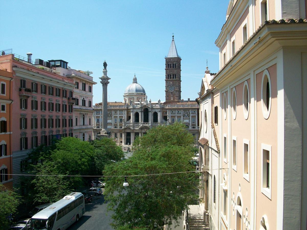 Rome Rainbow Guest House Стая снимка